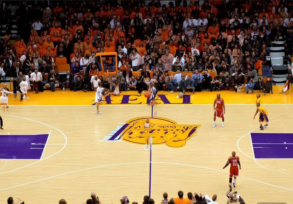 2011年NBA经典对决：科比VS姚明，湖人火箭巅峰之战